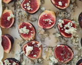 Foto del paso 2 de la receta: Hojaldre con higos y queso azul