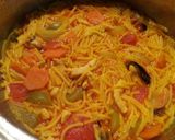 Foto del paso 7 de la receta: Fideos con pollo y mejillones