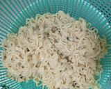 A picture of step 1 of Mayonnaise fried noodles.