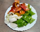 Foto del paso 2 de la receta: Brochetas de pollo con verduritas y arándanos