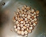 A picture of step 1 of Palak makhane ki sabji.