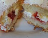 A picture of step 3 of Mini Victoria sponge cake.