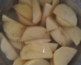 Foto langkah ke 1 dari resep Garlic Potato Wedges.
