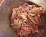 A picture of step 3 of Bottom Round Lo-Mein.