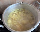 Foto langkah ke 5 dari resep Opor Ayam & Telur.