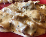 Foto del paso 3 de la receta: Pechuga a las finas hierbas y nata