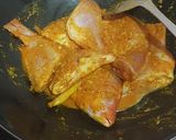 Foto langkah ke 3 dari resep Ikan kuah kuning kenari.