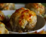 A picture of step 1 of Jacket Potatoes.
