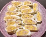 A picture of step 2 of Fried Egg.