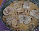 Foto del paso 6 de la receta Solomillo de cerdo con champiñones a la pimienta