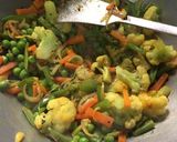 A picture of step 3 of Winter Veg Poha.