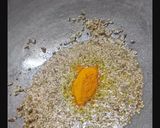 A picture of step 2 of Nylon poha dry chevda.