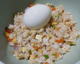 Foto langkah ke 4 dari resep Nasi Goreng 5 Jenis Bawang.