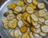 A picture of step 1 of Banana chips.