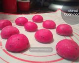 Foto langkah ke 2 dari resep Donat buah naga.
