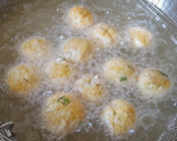 Foto del paso 3 de la receta: Albóndigas de pollo en salsa de calabacín