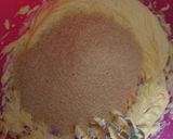 A picture of step 14 of Cranberries and ginger sponge cakes.