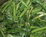 Hình bước làm 3 của món cá khoai nấu canh cải
