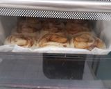 A picture of step 11 of Cinnamon rolls with walnuts.