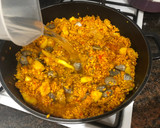 Foto del paso 5 de la receta: Arroz con cuerpos, gambas rojas y filete de cerdo