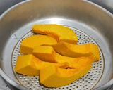Foto langkah ke 1 dari resep Pie Labu Parang.