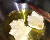 Foto langkah ke 2 dari resep Intip (Nasi Kerak/Keron) Goreng Gurih.