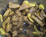Gambar langkah 3 resipi Paru Sambalado Limau Purut.