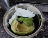 A picture of step 1 of Cheese Avocado Spread Cream.