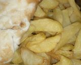 A picture of step 1 of Fried chips with egg.
