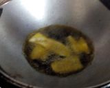 A picture of step 2 of Long size banana wafer.