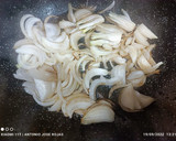 Foto del paso 2 de la receta: Jamoncito de pollo en salsa stroganov