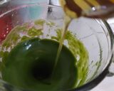 Foto langkah ke 4 dari resep Healthy Green Smoothies.