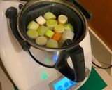 Foto del paso 3 de la receta: Caldo de pollo en Thermomix