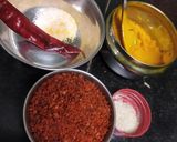 A picture of step 4 of Garlic ginger pickle.