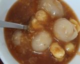 Hình bước làm 5 của món Chè hạt sen long nhãn sắn dây