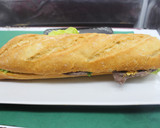 Foto del paso 8 de la receta: Bocadillo de ternera con lechuga y perejil