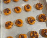 Foto langkah ke 5 dari resep Chewy Chocolate Chip Cookie.