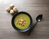 Foto del paso 5 de la receta: Crema de verduras: calabacín, brócoli y judías