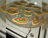 A picture of step 4 of Rainbow cookies.