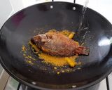 Foto langkah ke 7 dari resep Ikan Mujair Bumbu Kuning.