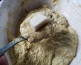 Foto langkah ke 2 dari resep Pumkin Ball Cheese Felling.