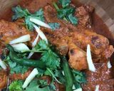 A picture of step 1 of Chicken tikka karhai.