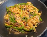 Foto del paso 3 de la receta: Salteado de verduras y pollo con soja y mostaza
