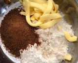Foto langkah ke 1 dari resep Banana Caramel Crumble.
