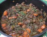 Une image de l'étape 15 de Sauté de sanglier aux carottes, céleri branche et tomate.