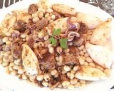 Foto del paso 6 de la receta: Calamarçets i butifarra amb mongetes (chipirones y botifarra con judías)