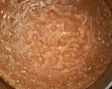 Foto del paso 1 de la receta: Huevos estrellados con frijoles y salsa de molcajete
