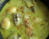 Foto langkah ke 5 dari resep Opor Ayam Telur Tahu Simpel.