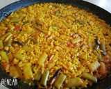 Foto del paso 7 de la receta: Arroz con pulpo y ajetes