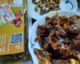 A picture of step 1 of Dates dry fruits balls.